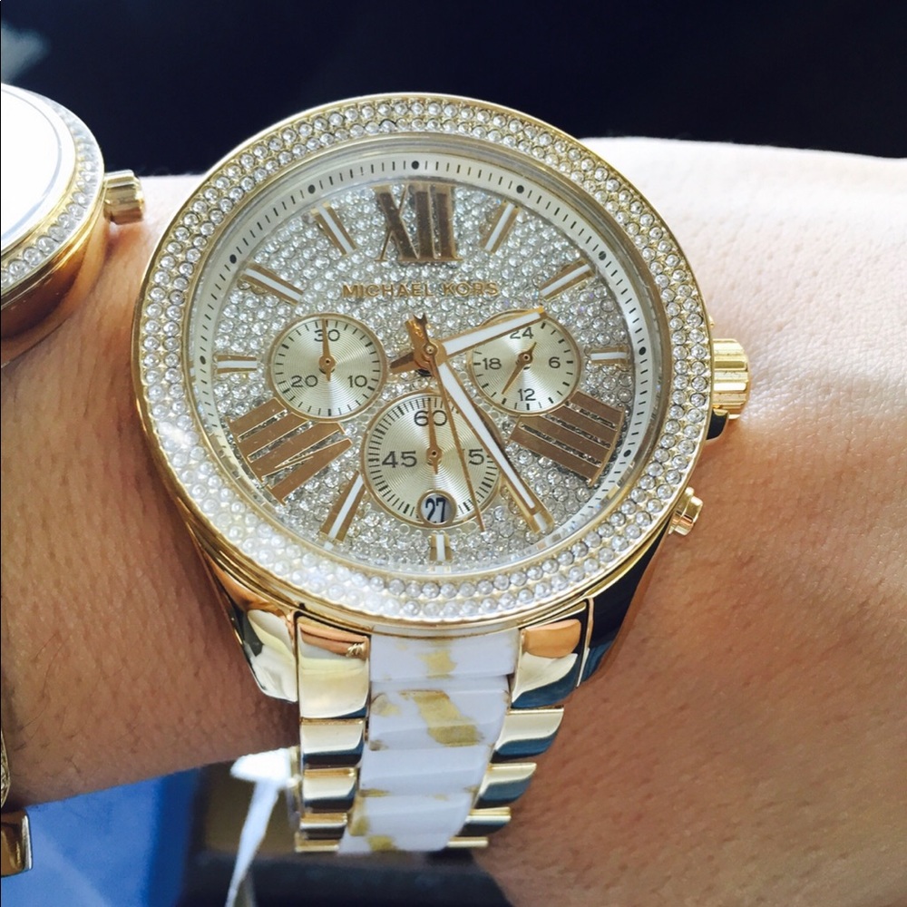 MK watch - Picture 2 of 2